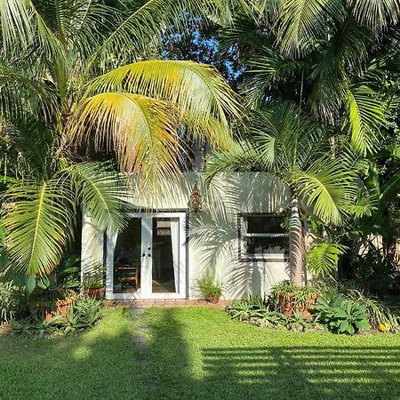 Miami Guest House With Large Pool Exterior photo